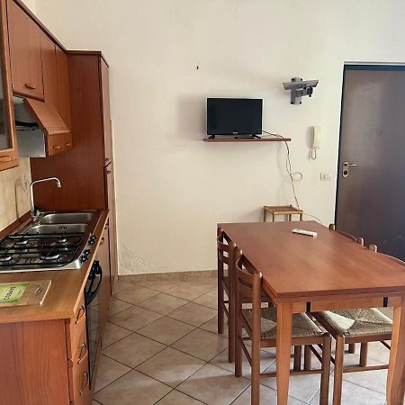 Bilocale Vista Mare Sul Lungomare Siderno Exterior foto